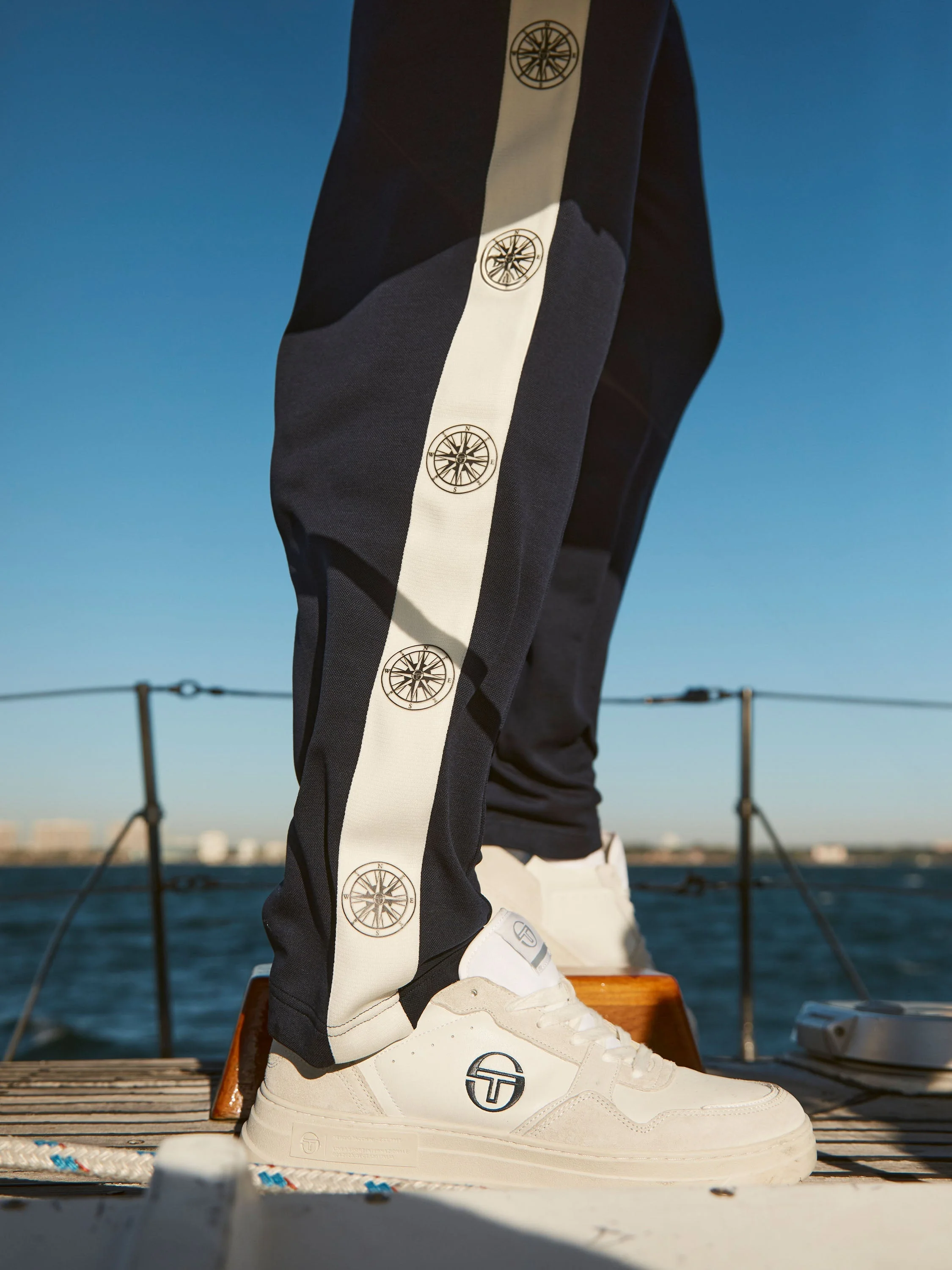 Pantalla Bussola Track